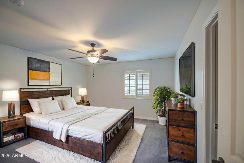 Bedroom-5-pic-1 - Bedroom - Industrial -