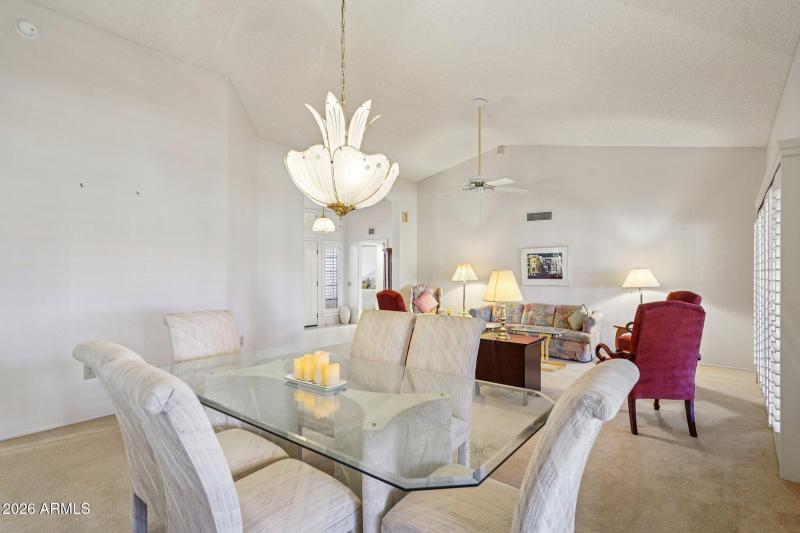 16-web-or-mls-W Springdale Dr-S2302-016