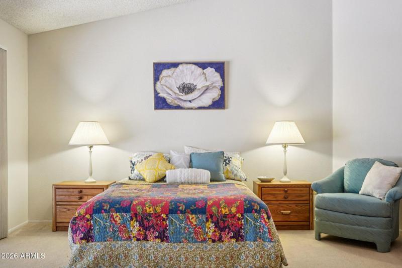 38-web-or-mls-W Springdale Dr-S2302-038