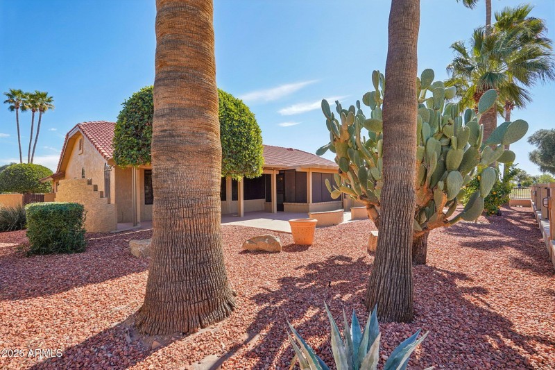 56-web-or-mls-W Springdale Dr-S2302-056