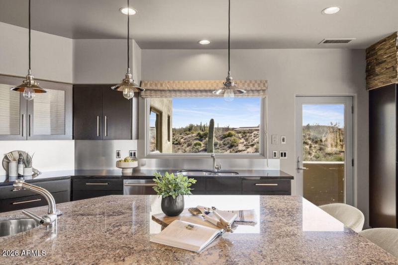 PaloBrea Kitchen view