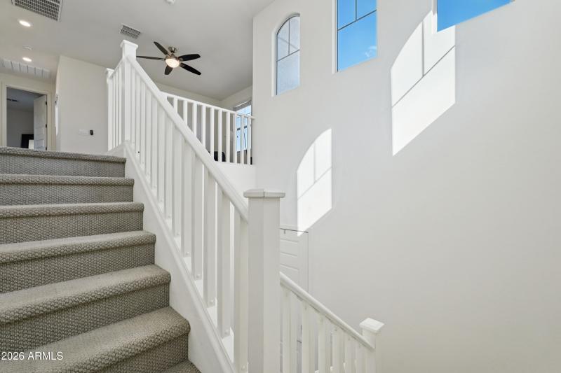 19-print-N 10th St-S2302-022