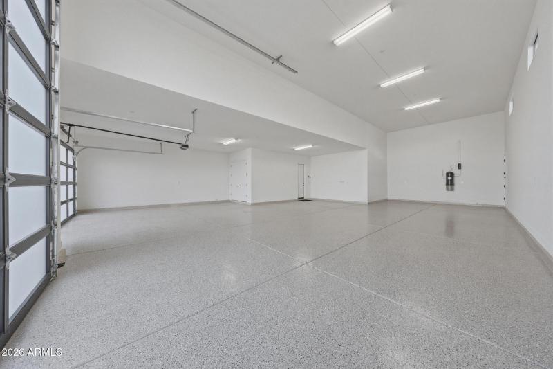 B (47) Model RV Garage