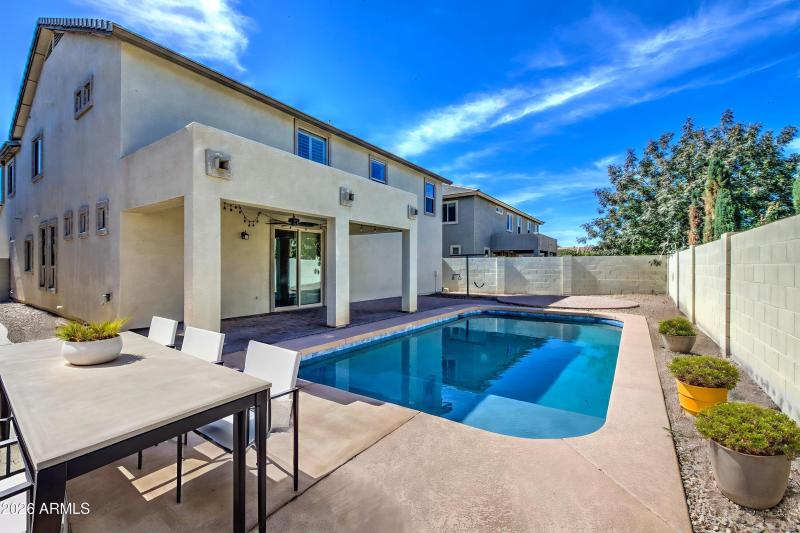 Rear-4 - Outdoor - Modern - 1