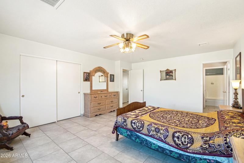 15-print-S Ash Ln-S2302-015