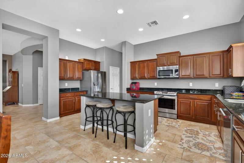 16-web-or-mls-2336 W River Rock Ct - 58