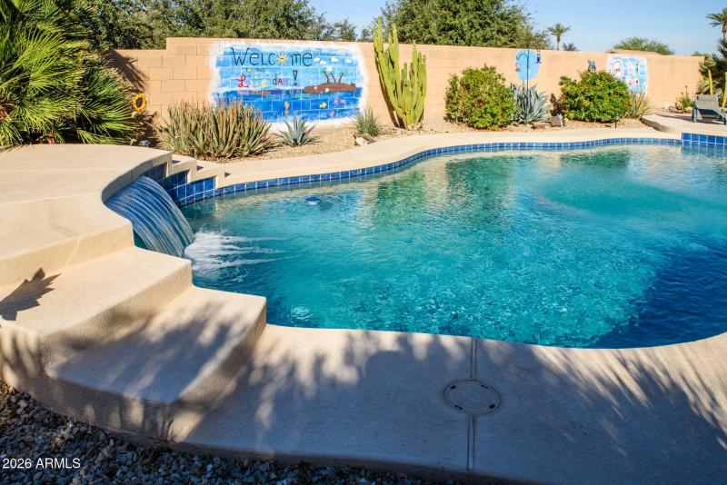 19436 N Lousandra Dr-6910-HDR