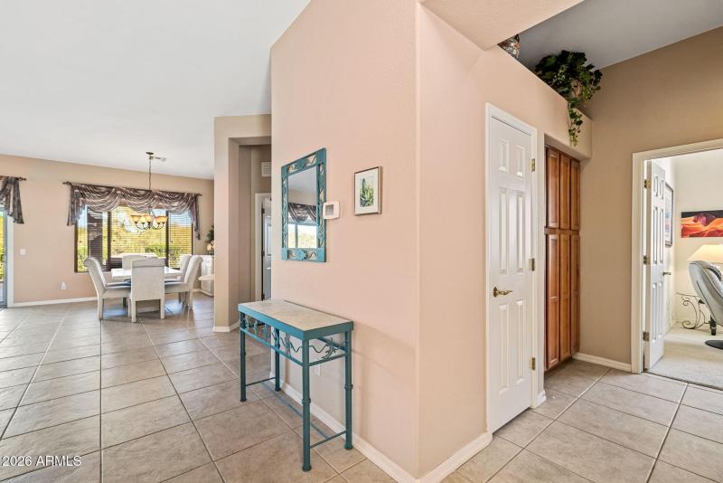 10-web-or-mls-4532 E Apricot Ln, Gilbert