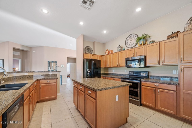 19-web-or-mls-4532 E Apricot Ln, Gilbert