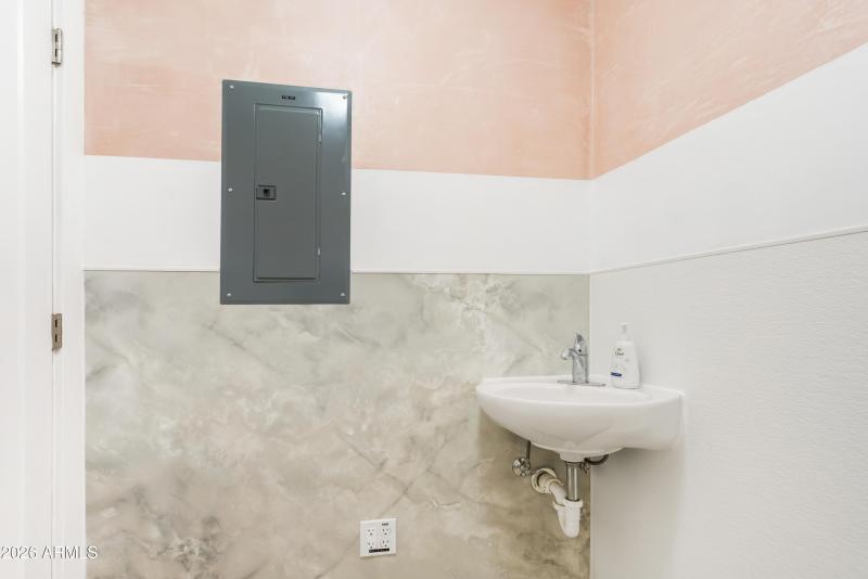 Staff Bathroom 72-74 Main (2)