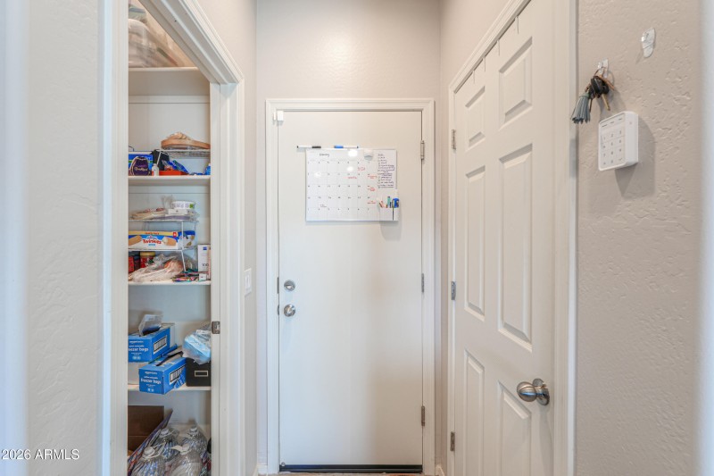 43653 W CYPRESS Lane