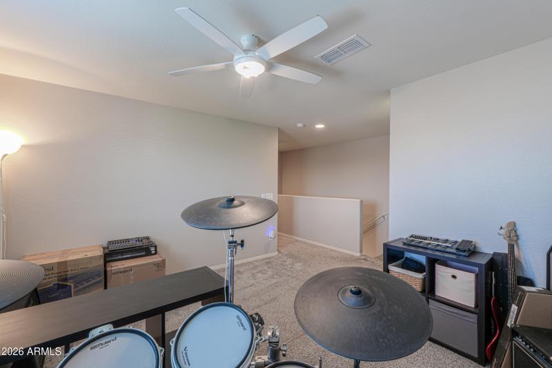 43653 W CYPRESS Lane