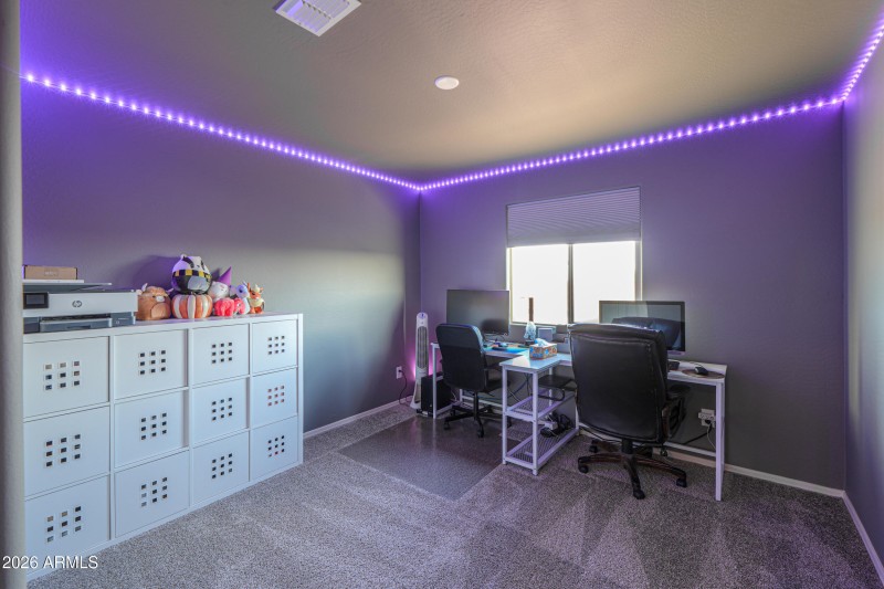 43653 W CYPRESS Lane