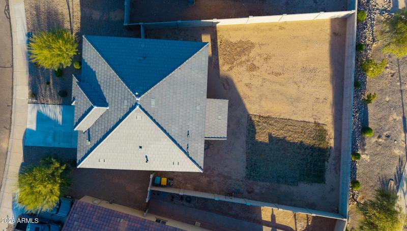 43653 W CYPRESS Lane