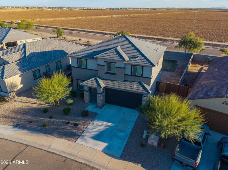 43653 W CYPRESS Lane