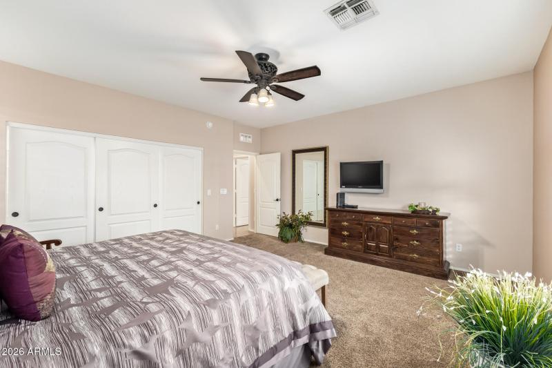 7184 Foothill Dr - 28 - Guest Bedroom