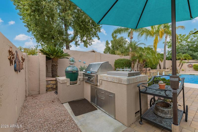 7184 Foothill Dr - 49 - Grill