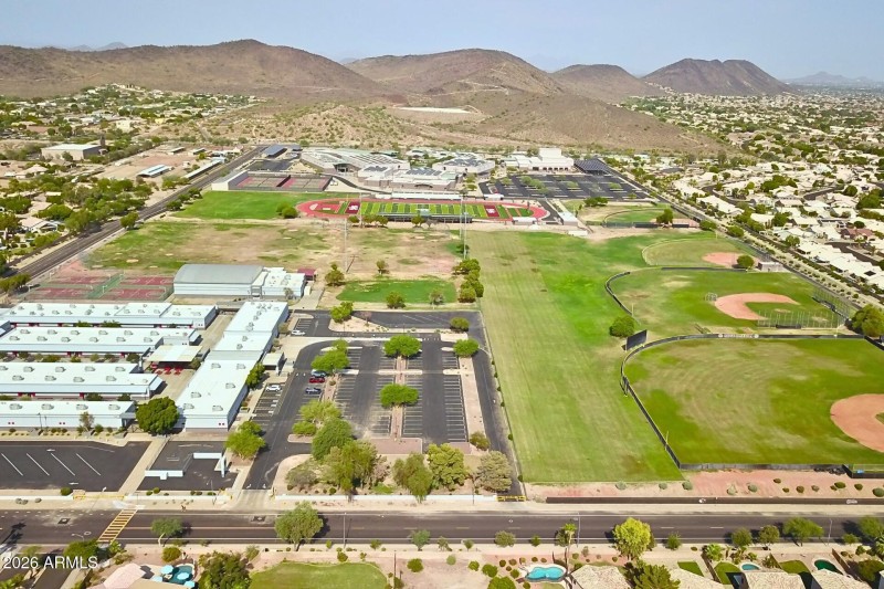 7184 Foothill Dr - 61 - Schools