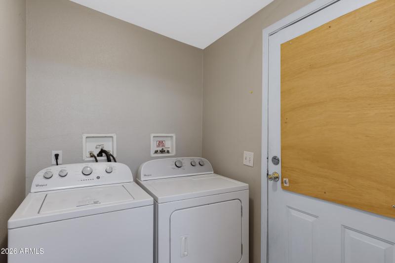 2200 N Delaware Dr-22