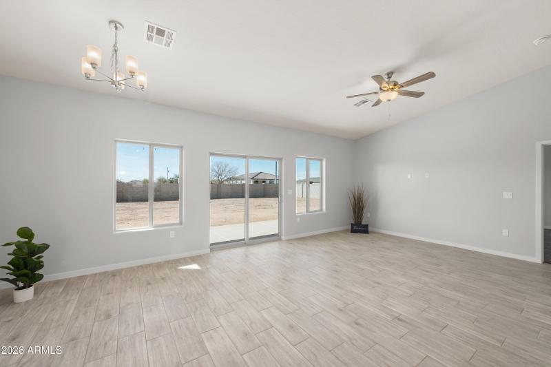 17-3510-N-Maya-Road-17