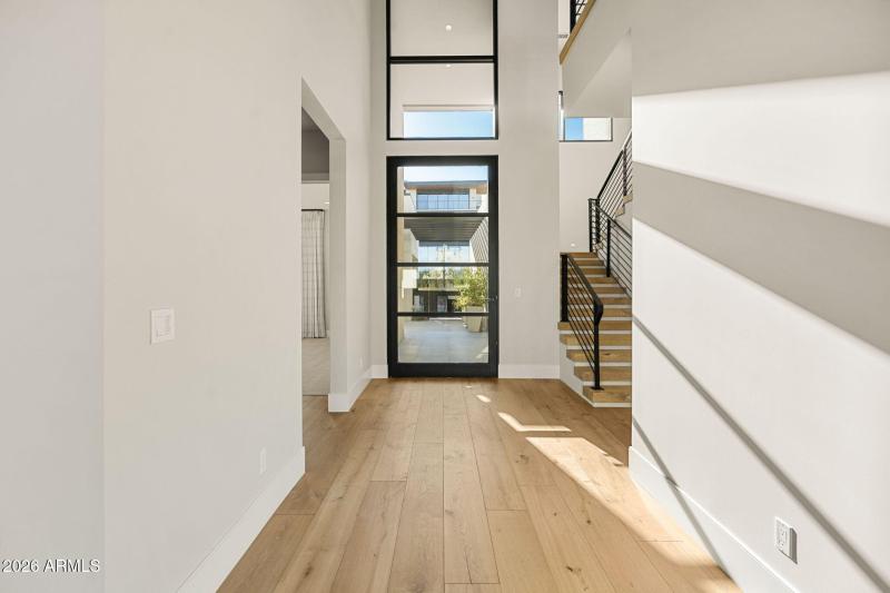 8-web-or-mls-4863-ascent-dr