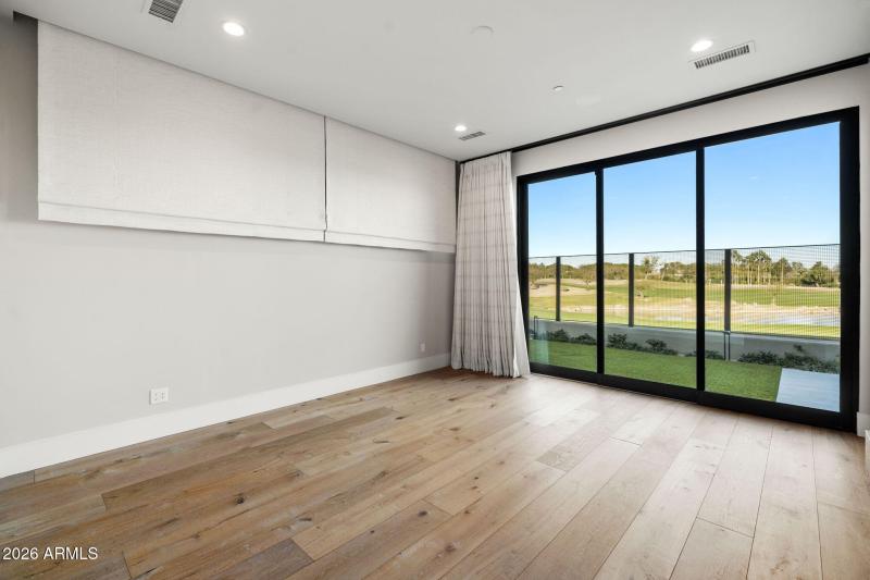 44-web-or-mls-4863-ascent-dr