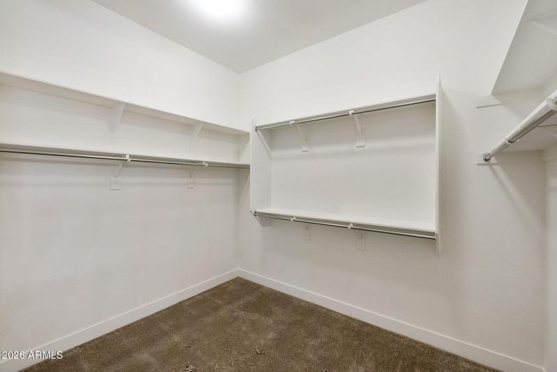 OWNER'S WALK IN CLOSET