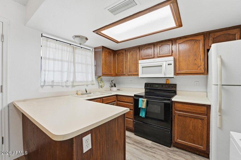 6610 W Kingston Ln-10