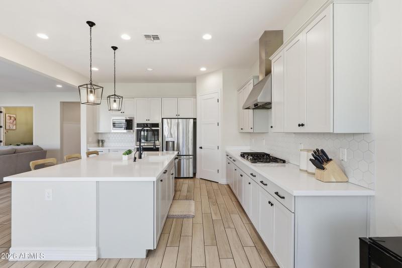 Refrigerator Conveys