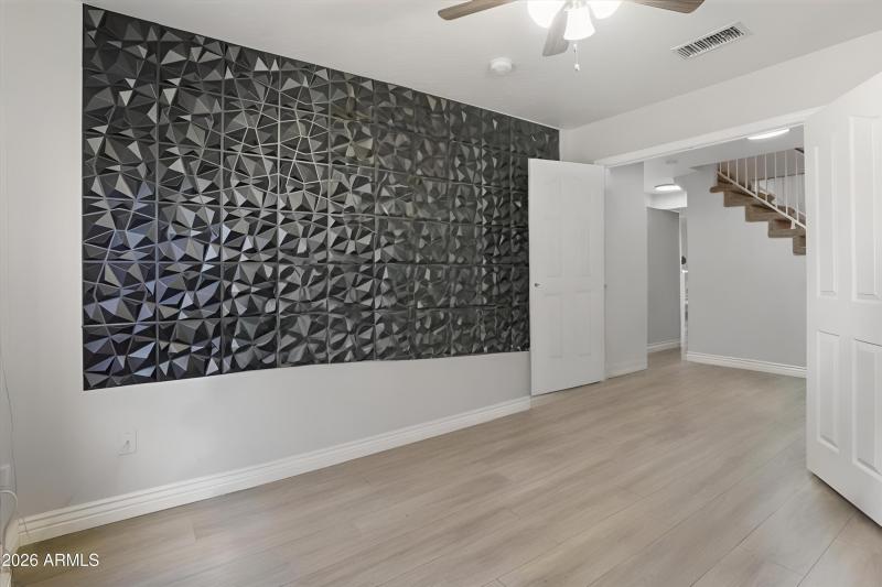 1b9d565c-7afd-4074-810d-bee04ad9c9ec