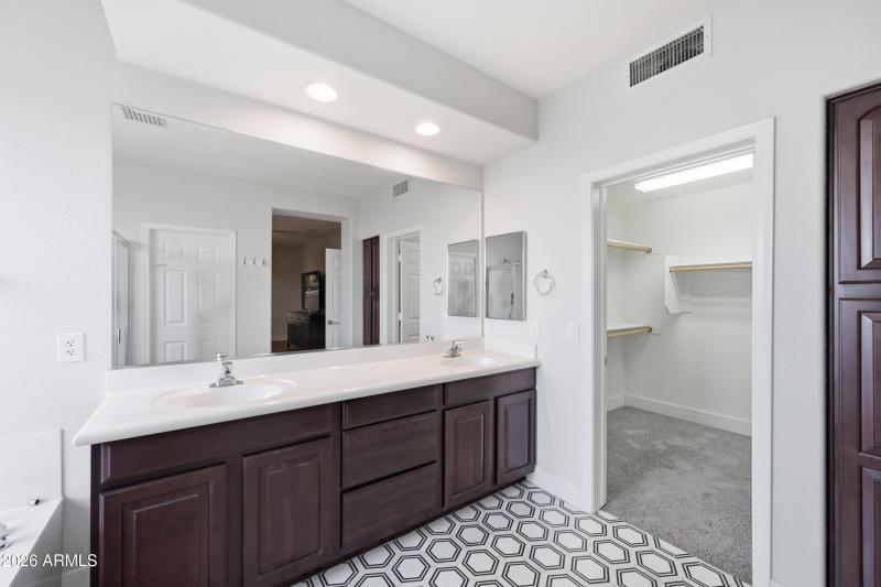 Spa-style primary bath