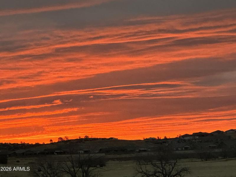 5373 AUTUMN LEAF SUNSET