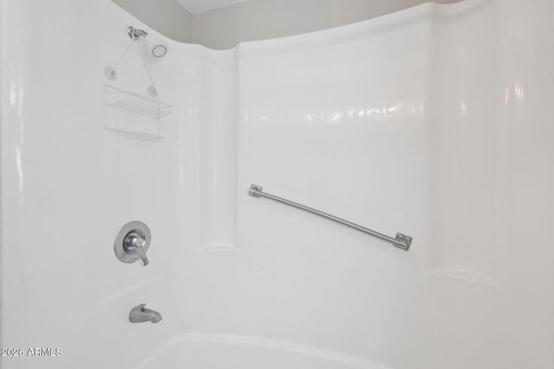 27-web-or-mls-10520-w-white-mountain-rd