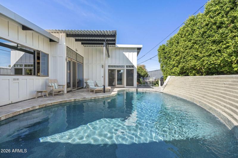 30' Radius Staircase Waterfall