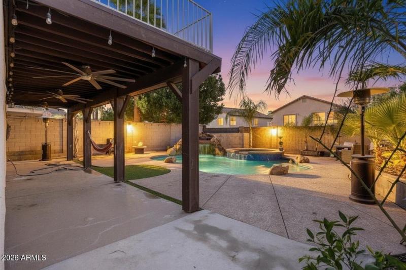 0f93aaf0-ae23-4a38-9d00-e207d62aa36c