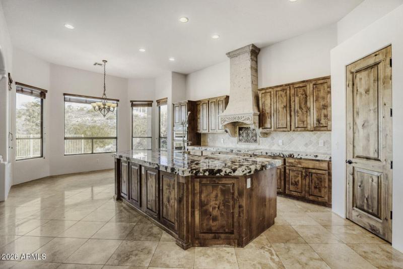 Kitchen with Breakfast Area
