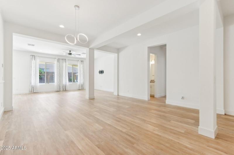 9-web-or-mls-N 34th St-S1410-009 - Copy