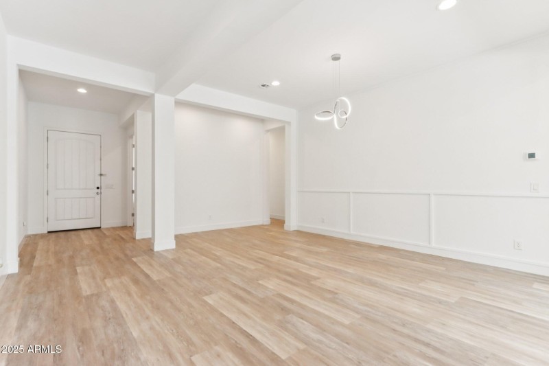 11-web-or-mls-N 34th St-S1410-011 - Copy