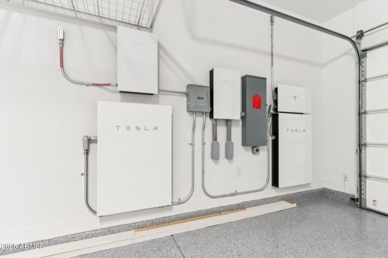 40-web-or-mls-N 34th St-S1410-040 - Copy