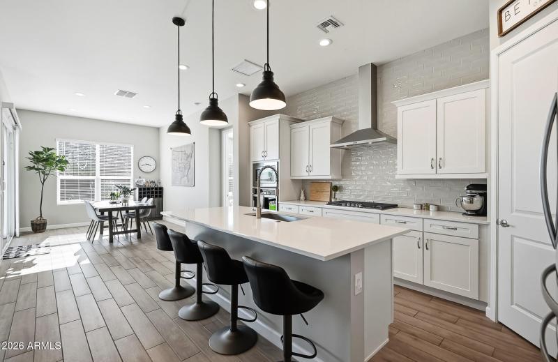 Kitchen & Dining Room