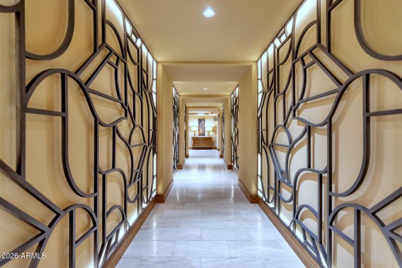 7181 E Camelback Rd-large-004-009-TOD 11