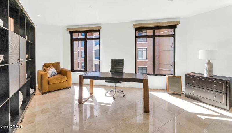 7181 E Camelback Rd-large-019-026-TOD760