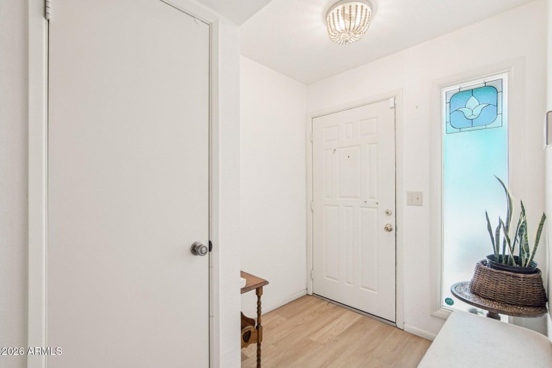 5-web-or-mls-W Harvard Dr-S2402-005