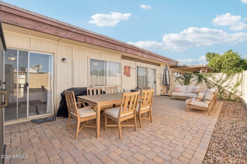 25-web-or-mls-W Harvard Dr-S2402-025