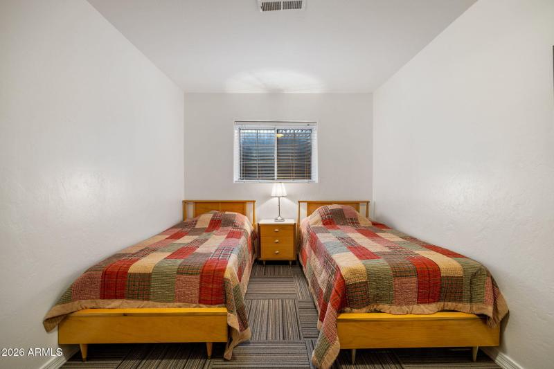 2236CrossCountryRd-HeberOvergaard-AZ-28