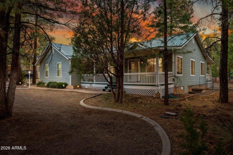 2236CrossCountryRd-HeberOvergaard-AZ-Twi