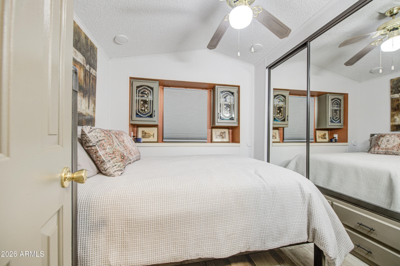 Bedroom-pic 1 - Copy