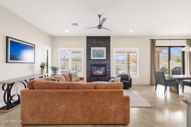 9718 E Inglewood Circle