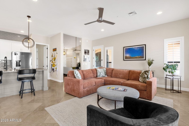 9718 E Inglewood Circle