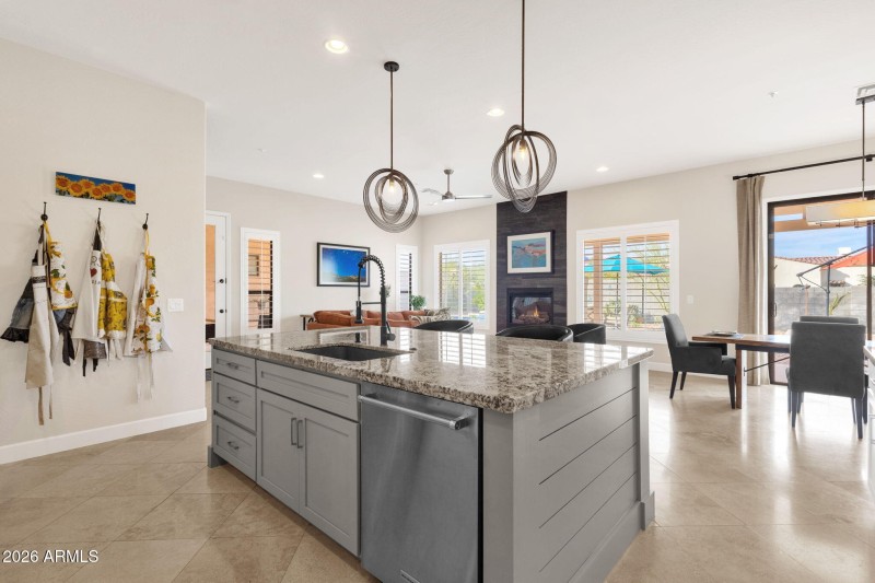 9718 E Inglewood Circle